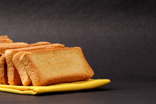Cake Rusk